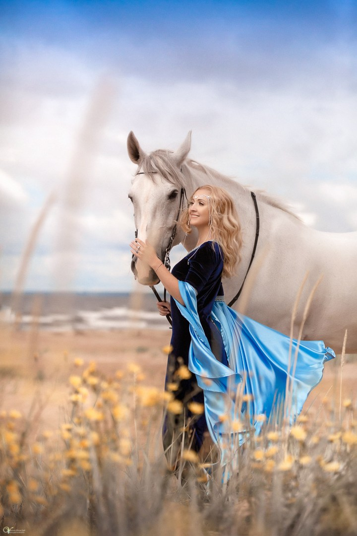 Фотосессии с лошадьми летом. Фотограф женский и мужской портрет Санкт-Петербург