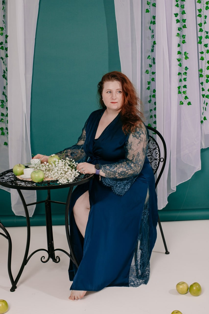 весенний фотодень Москва, фотосессия весной Москва, мини фотосессия в Москве, женская фотосессия Москва, фотосессия в цветении Москва, фотосессия в студии весна, стильная фотосессия для женщины, портретная фотосессия Москва