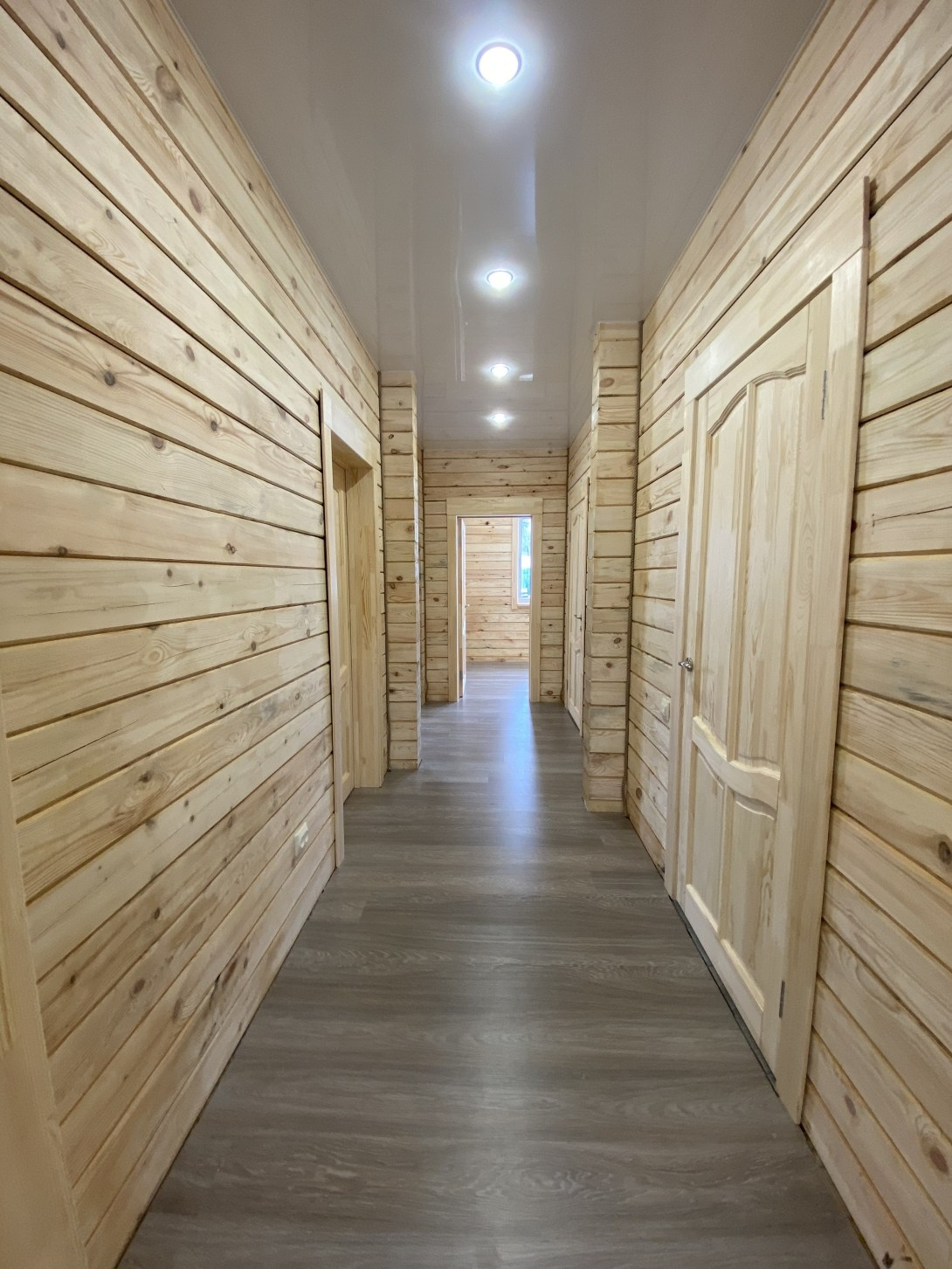 Студия + 3 спальни 119 м². Уральский завод Профилированного бруса в Челябинске