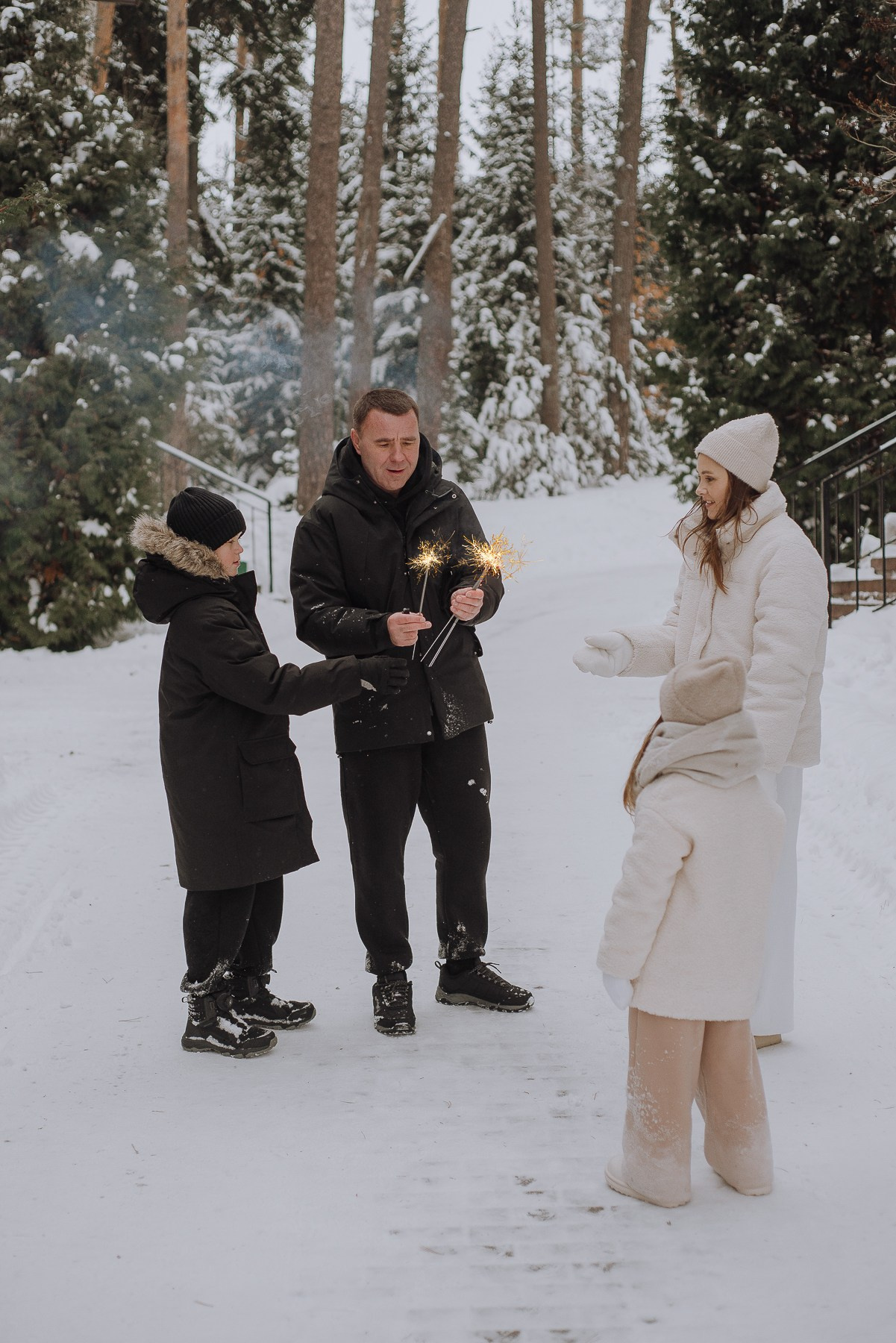 Happy moments_Юра, Наташа и дети. Свадебный и семейный фотограф в Минске Яна Новак