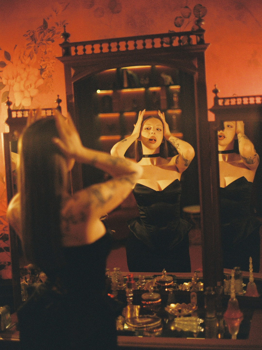 <K>. Плёночный фотограф Москва, Саша Звук