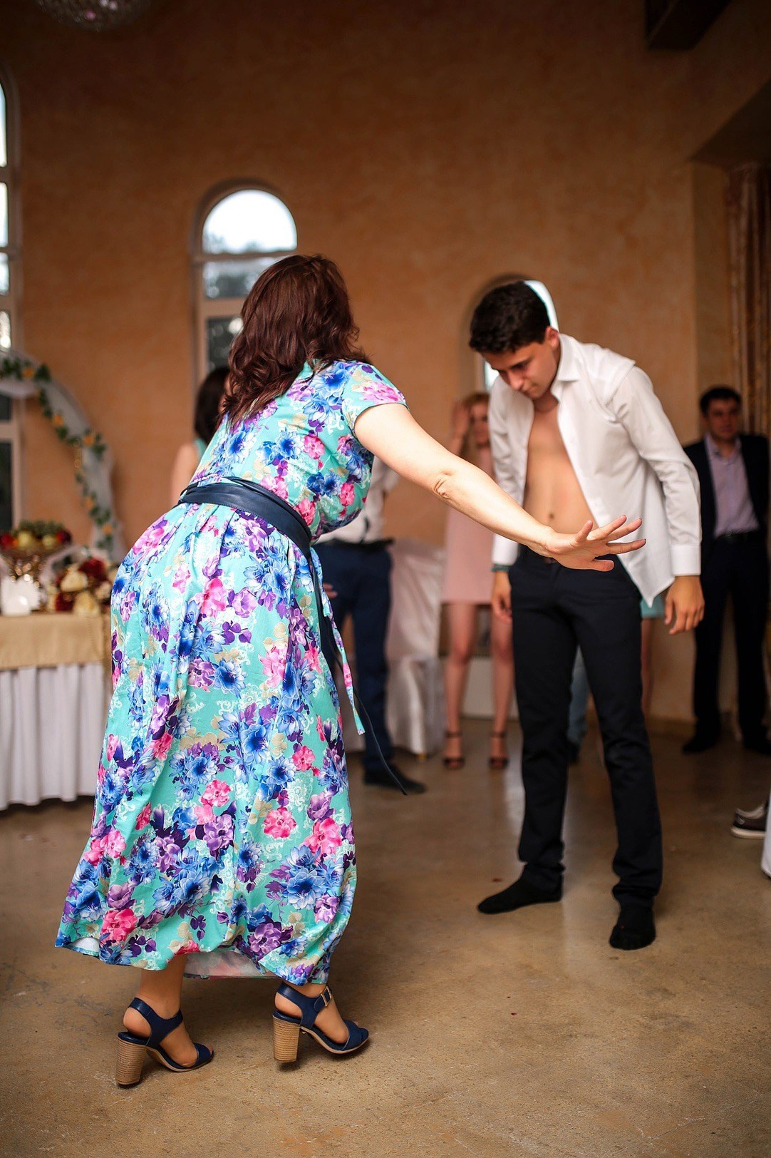 Свадьба Артём и Кристина. Ведущая праздников и мероприятий Ирина Гумерова