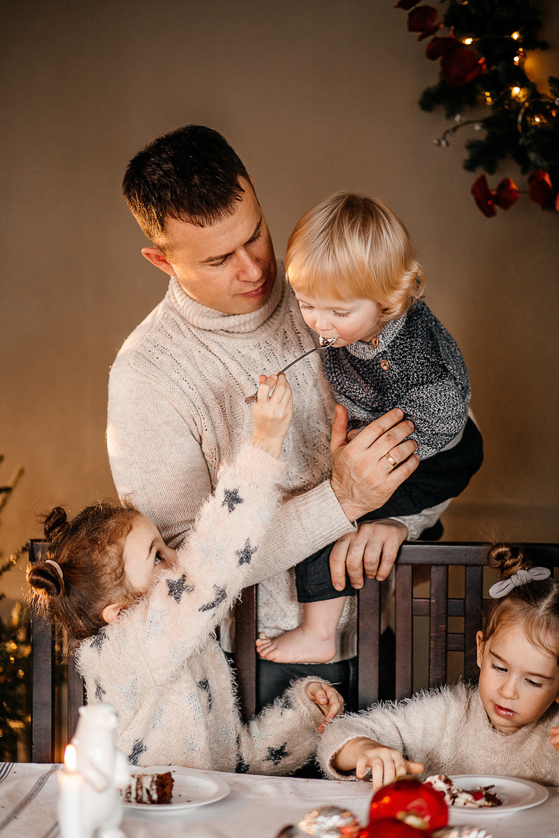 Дом под Новый Год. Фотограф Подсумкина Ирина