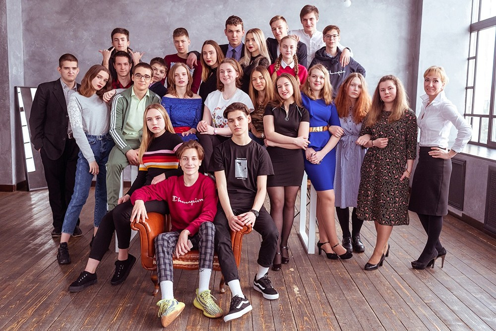 В школе. Выпускные альбомы СПБ. Фотограф в Садик и Школу