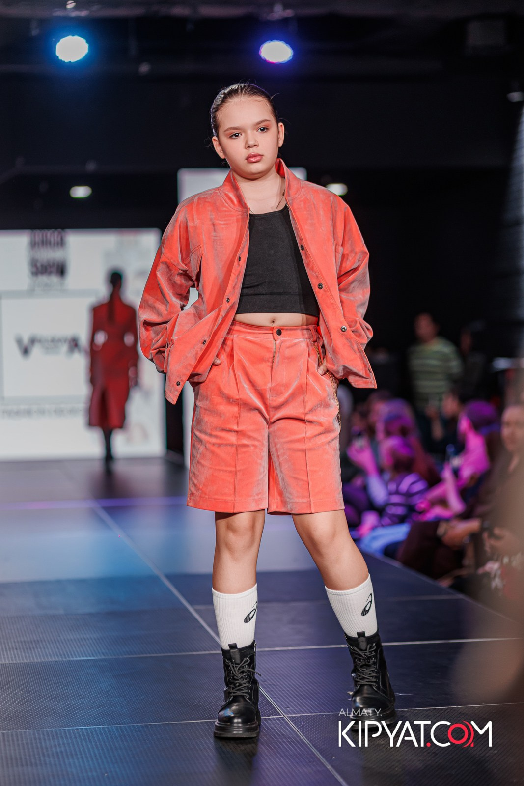 JUNIOR MODELS SHOW В РАМКАХ БЛАГОТВОРИТЕЛЬНОГО ПРОЕКТА МОДА ЗА СЧАСТЬЕ ДЕТЕЙ. КИПЯТКОМ АЛМАТЫ!