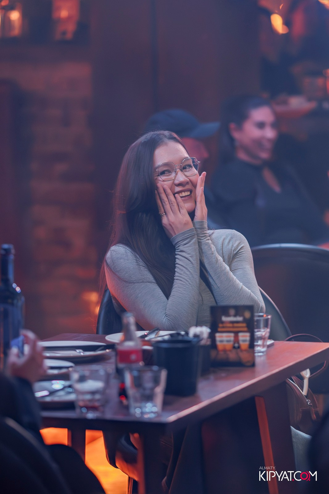 STAND UP КОНЦЕРТ АЛЕКСАНДРА МЕРКУЛЬ. КИПЯТКОМ АЛМАТЫ! Фотосъемка мероприятий в Алматы