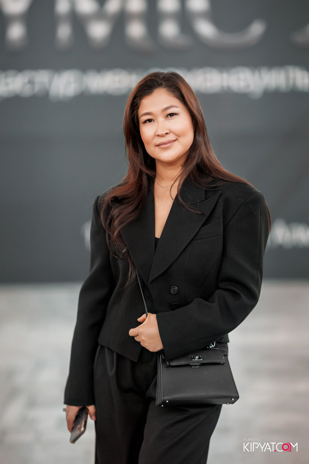 FASHION ПОКАЗ, КАЗАХСКОЙ НАЦИОНАЛЬНОЙ ОДЕЖДЫ. КИПЯТКОМ АЛМАТЫ!