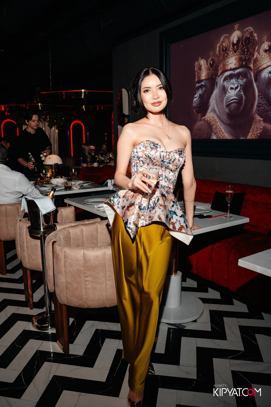 QUEEN. КИПЯТКОМ АЛМАТЫ!