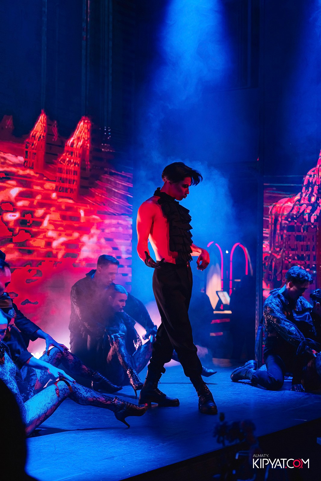 QUEEN. КИПЯТКОМ АЛМАТЫ!