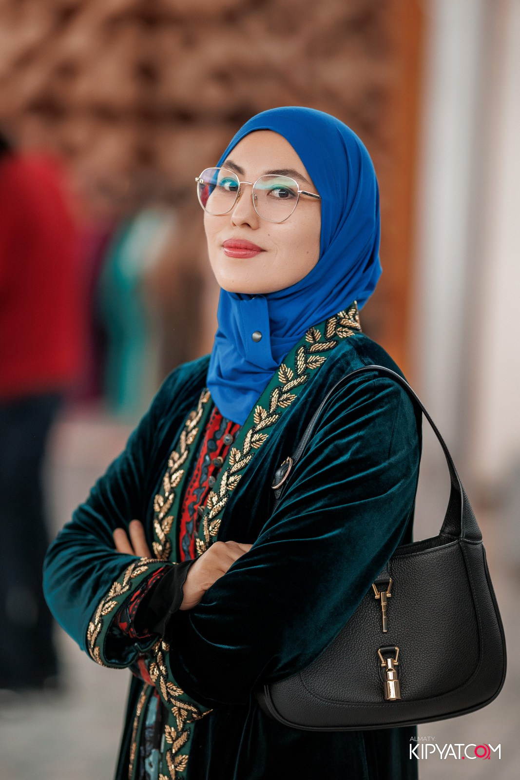 FASHION ПОКАЗ, КАЗАХСКОЙ НАЦИОНАЛЬНОЙ ОДЕЖДЫ. КИПЯТКОМ АЛМАТЫ!