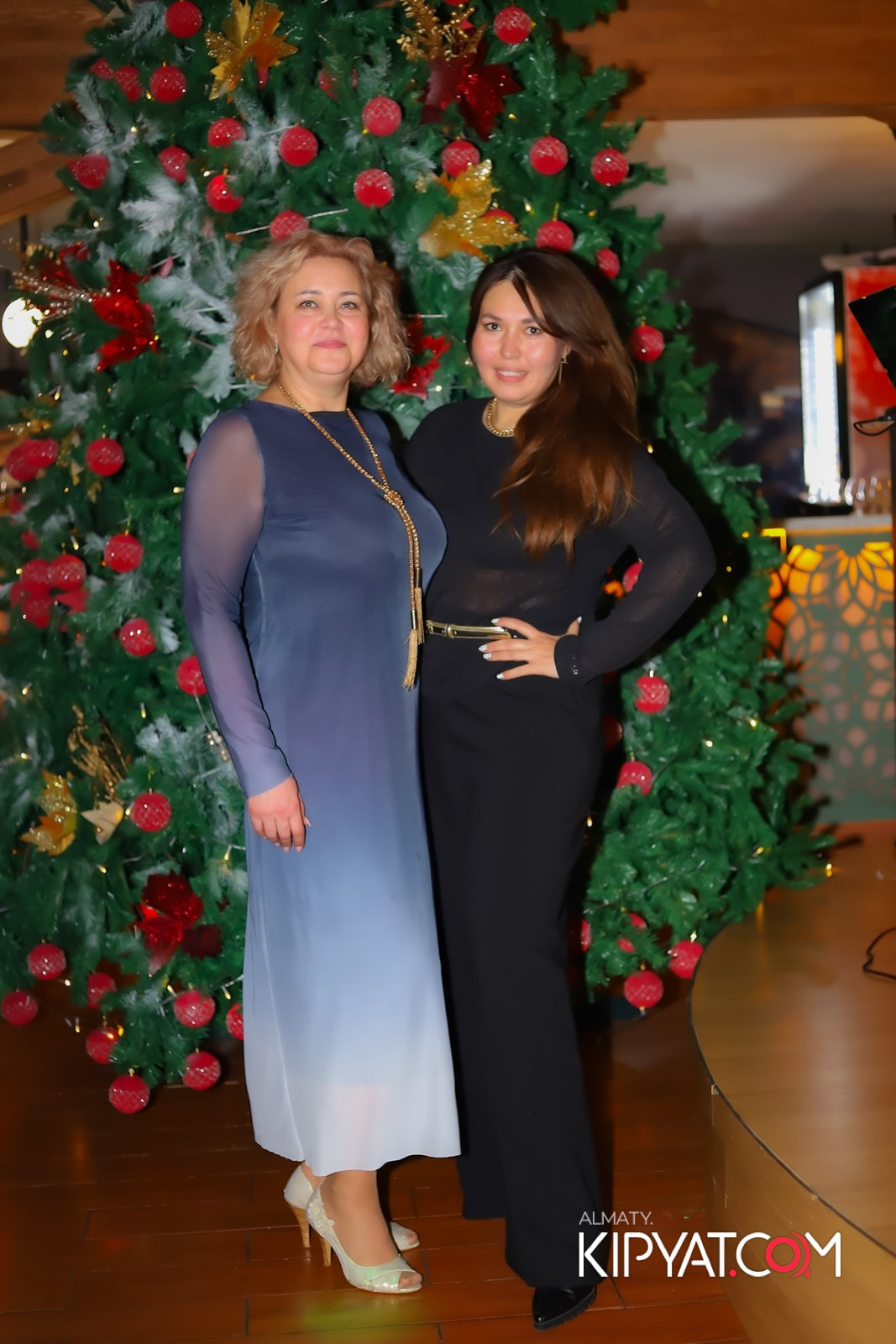 ГРУЗИНСКИЙ ДВОР НА КАБАНБАЙ БАТЫРА. КИПЯТКОМ АЛМАТЫ!