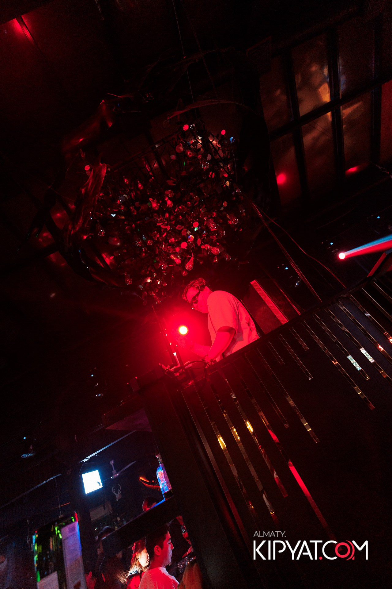 BANGLAROAD BAR SPECIAL GUEST: ASIK. КИПЯТКОМ АЛМАТЫ!