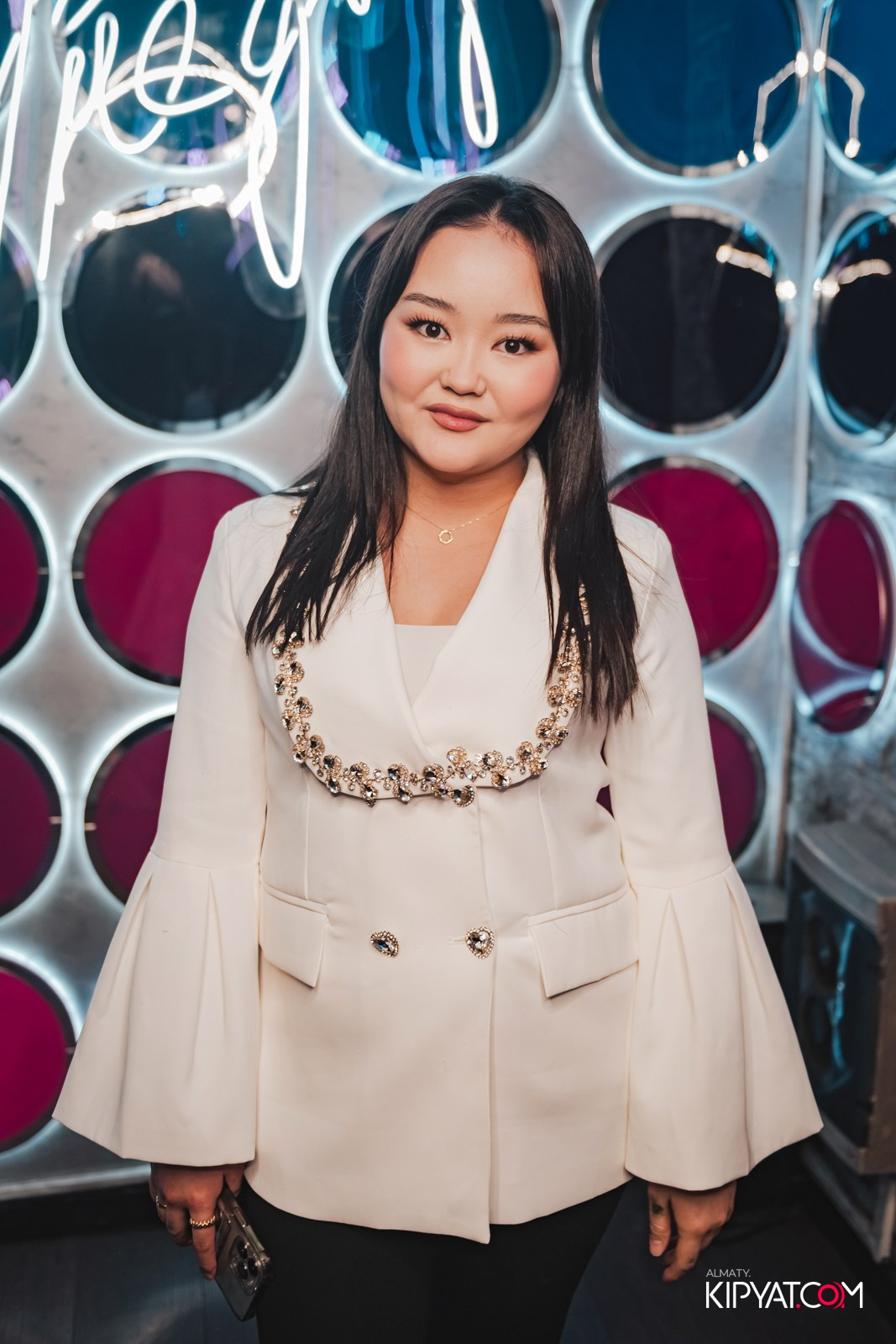 УХО И МЕДВЕДЬ НА ГАГАРИНА. КИПЯТКОМ АЛМАТЫ!