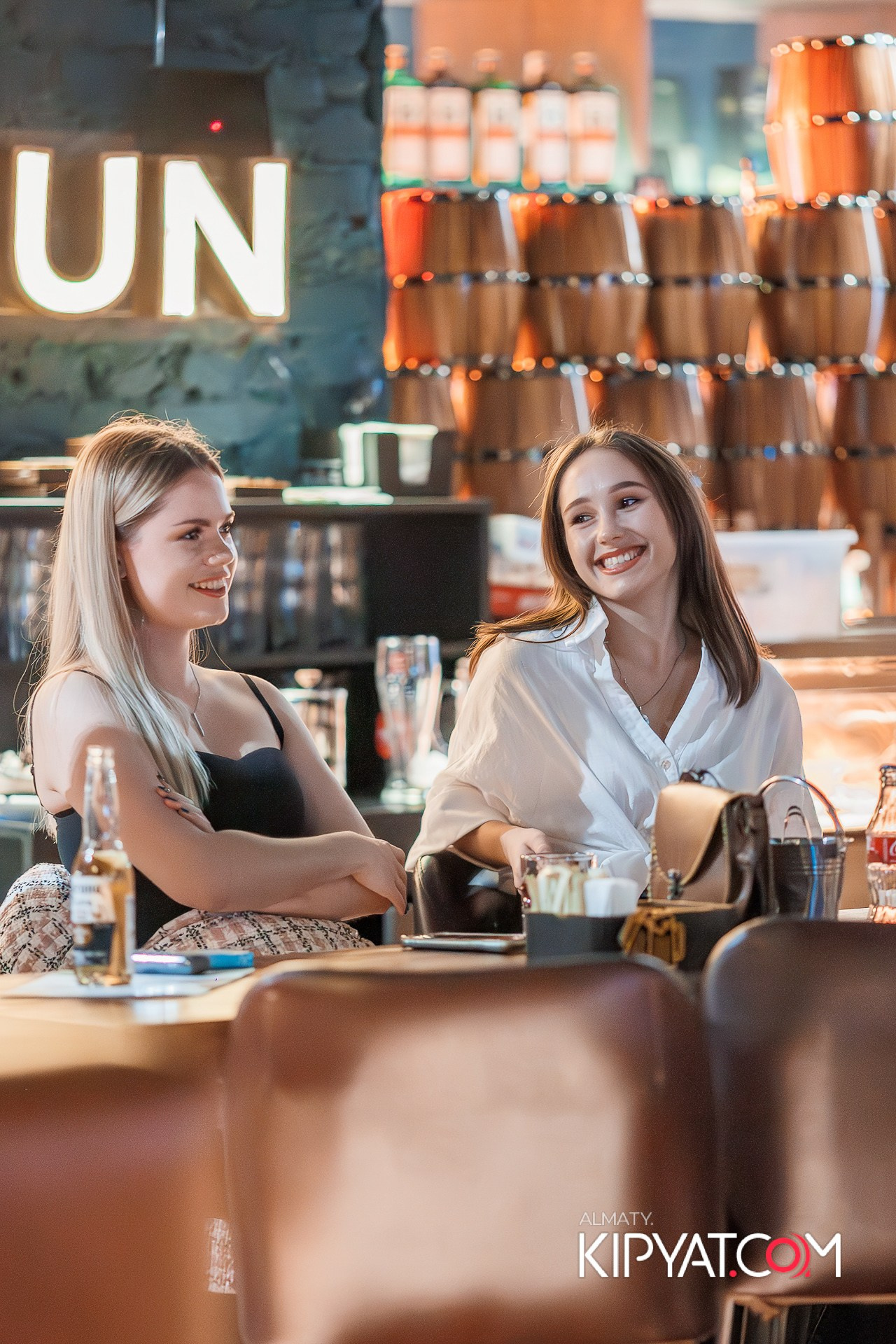 СОЛЬНЫЙ СТЕНДАП КОНЦЕРТ АЛЕКСАНДРА МЕРКУЛЬ. КИПЯТКОМ АЛМАТЫ!