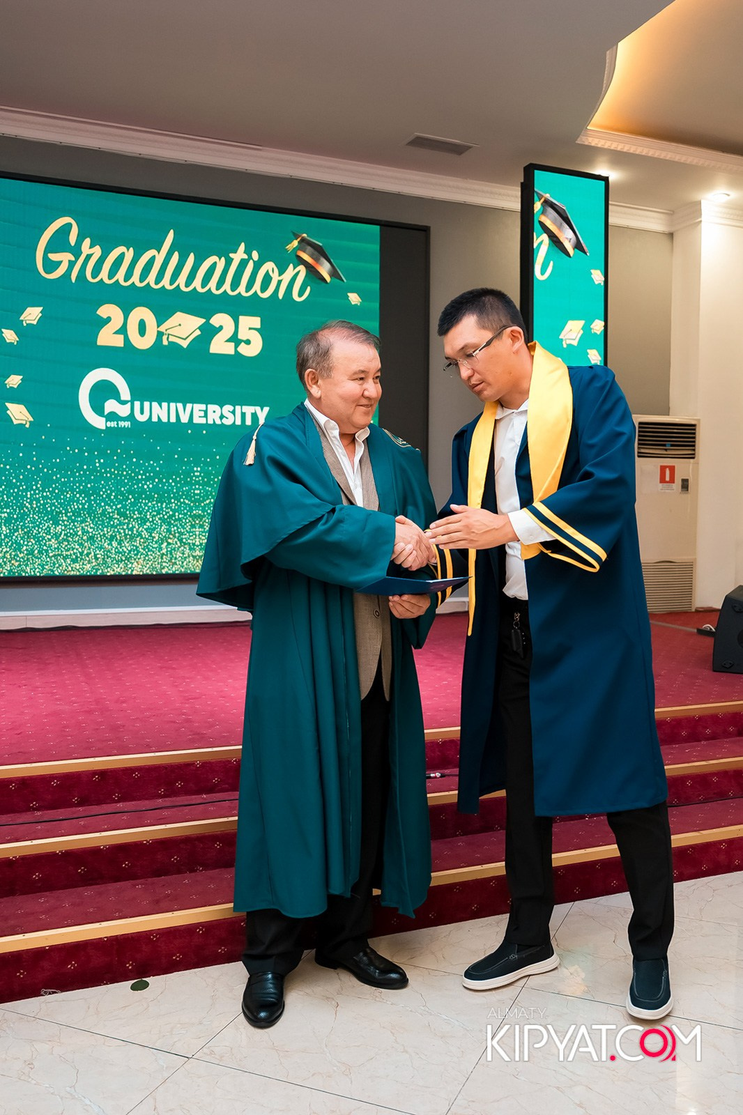 GRADUATION 2025 Q UNIVERSITY. КИПЯТКОМ АЛМАТЫ!