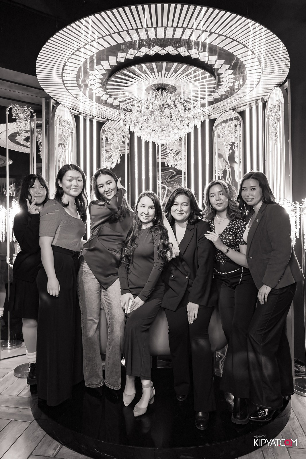 ЗАЯ, НА БИС. КИПЯТКОМ АЛМАТЫ!