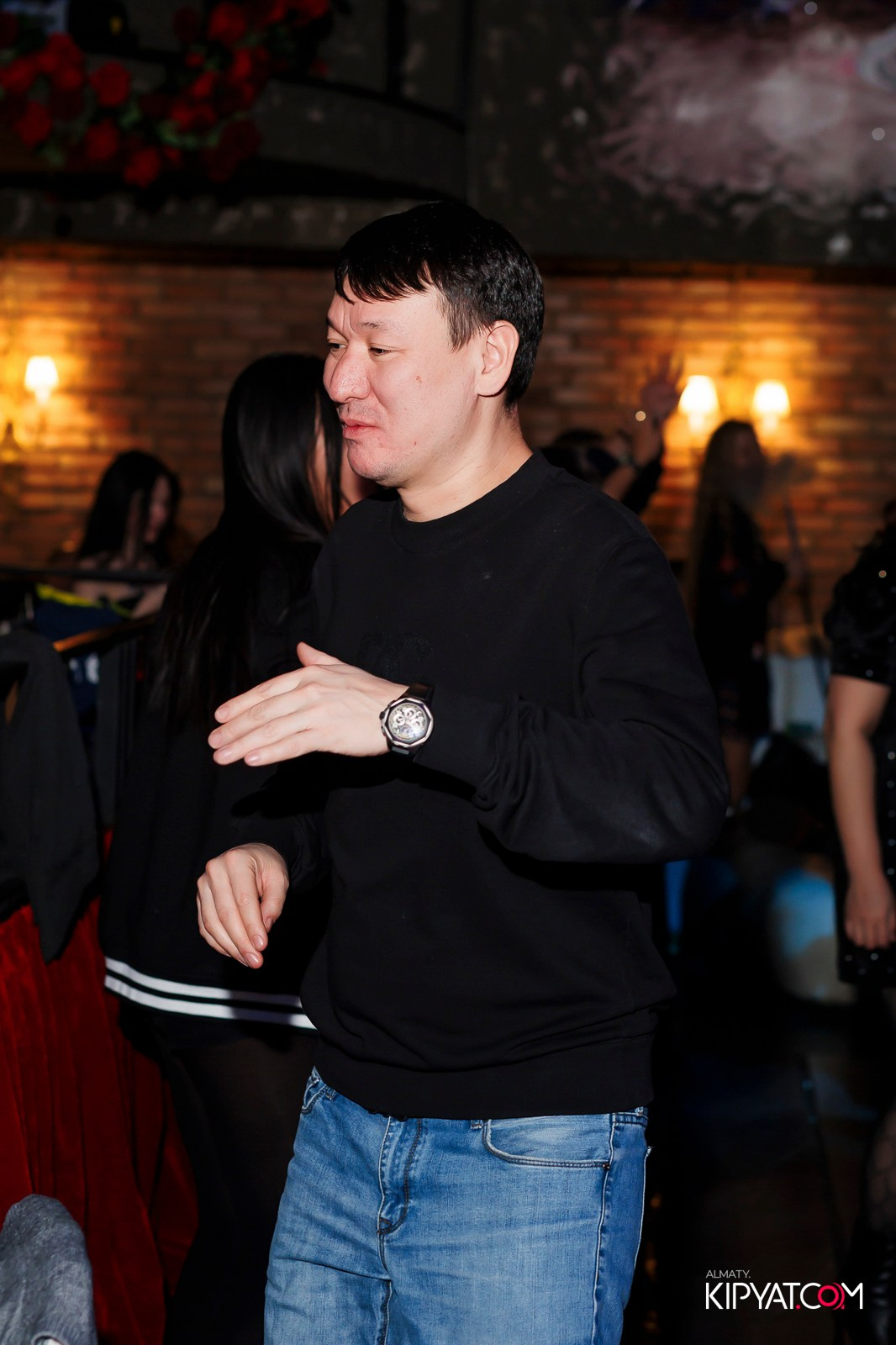 МУЗЫКАЛЬНОЕ ЛОТО В HIT RETRO. КИПЯТКОМ АЛМАТЫ! Фотосъемка мероприятий в Алматы