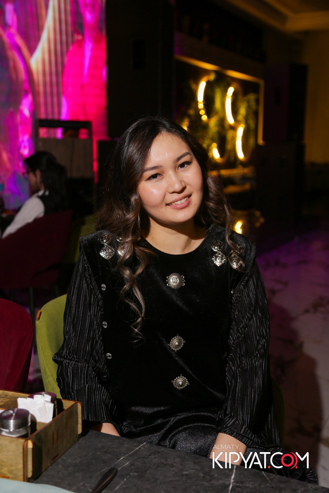 РЕСТОРАН РАХАТ. КИПЯТКОМ АЛМАТЫ!