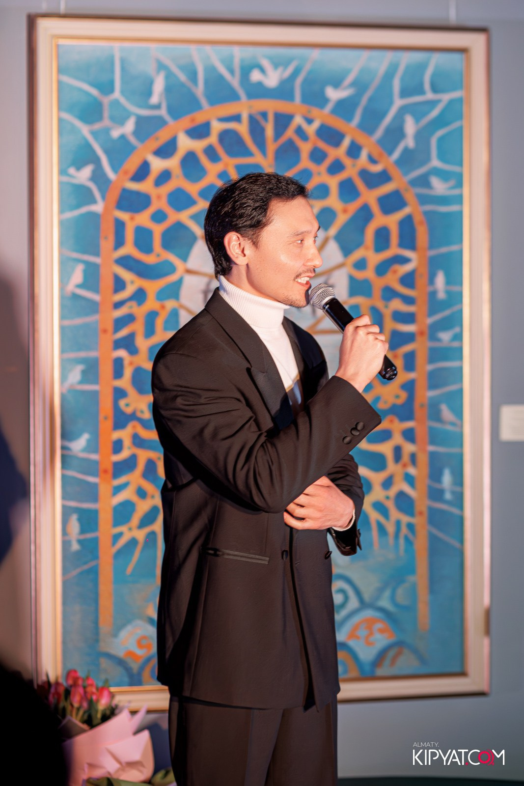 FASHION ПОКАЗ, КАЗАХСКОЙ НАЦИОНАЛЬНОЙ ОДЕЖДЫ. КИПЯТКОМ АЛМАТЫ!