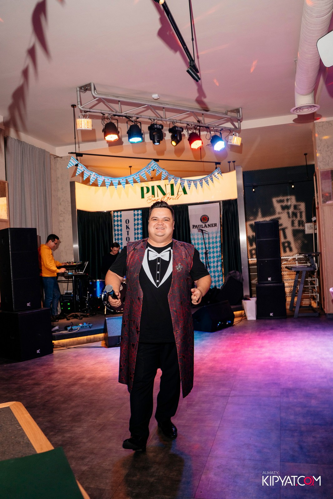 OKTOBERFEST — ПИНТА НА ТУЛЕБАЕВА. КИПЯТКОМ АЛМАТЫ!