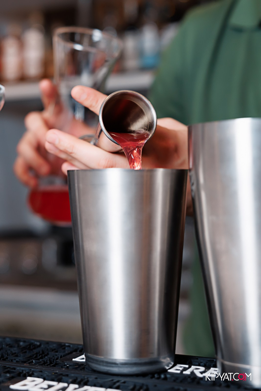 LAUREATE GRAND CAFÉ. КИПЯТКОМ АЛМАТЫ!