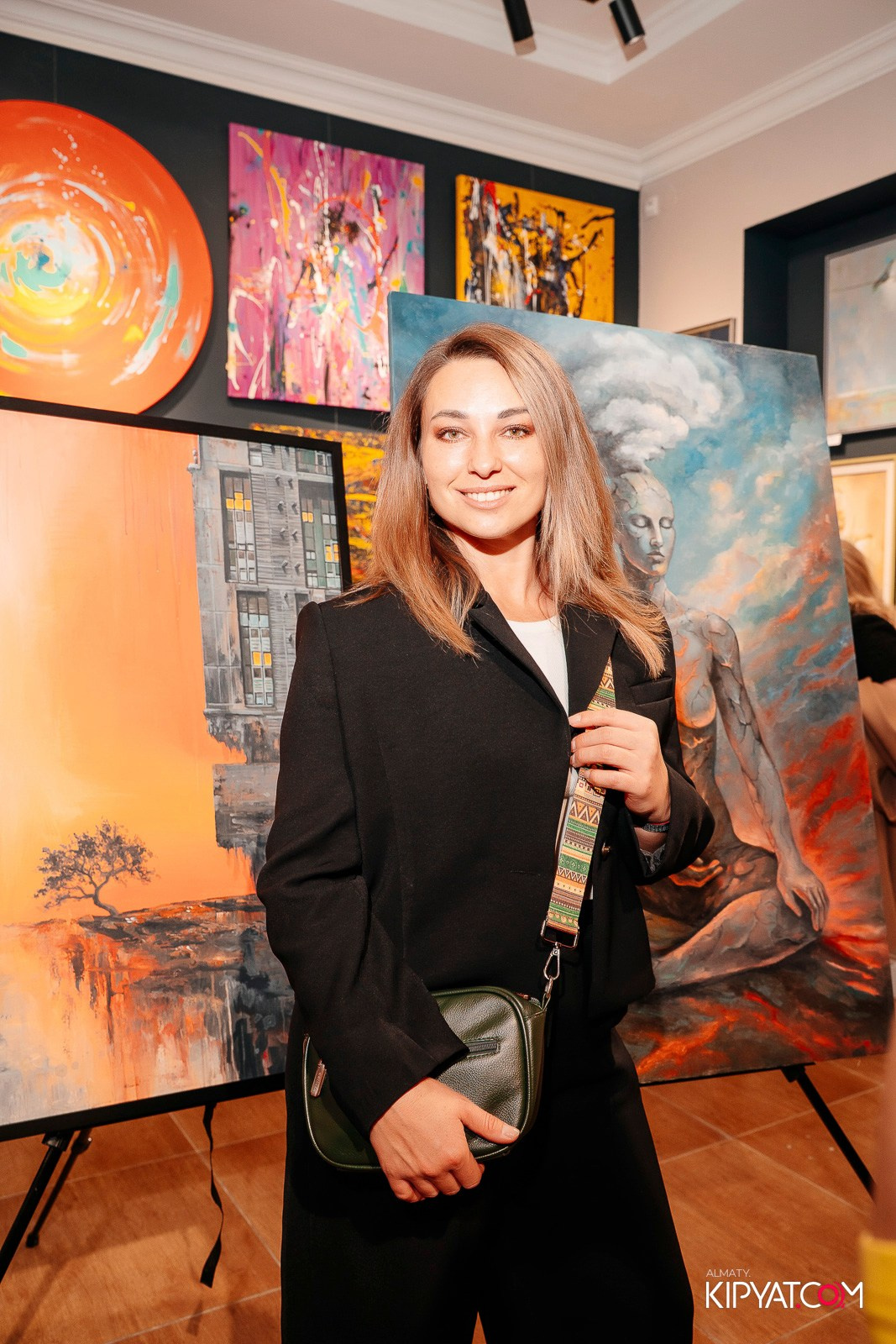 ОТКРЫТИЕ ХУДОЖЕСТВЕННОЙ ГАЛЕРЕИ ETNA ART LAB. КИПЯТКОМ АЛМАТЫ! Фотосъемка мероприятий в Алматы