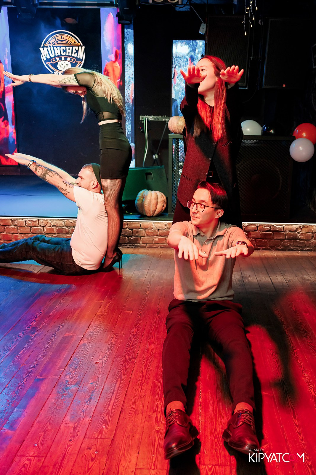 MUNCHEN PUB NA PANFILOVA. КИПЯТКОМ АЛМАТЫ!