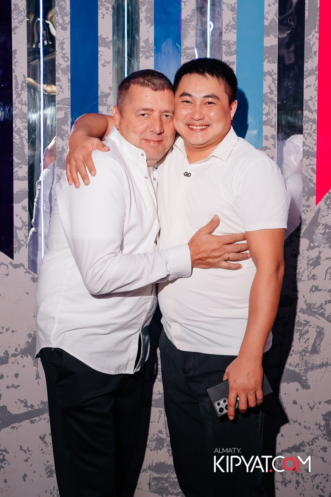 УХО И МЕДВЕДЬ НА ГАГАРИНА. КИПЯТКОМ АЛМАТЫ!