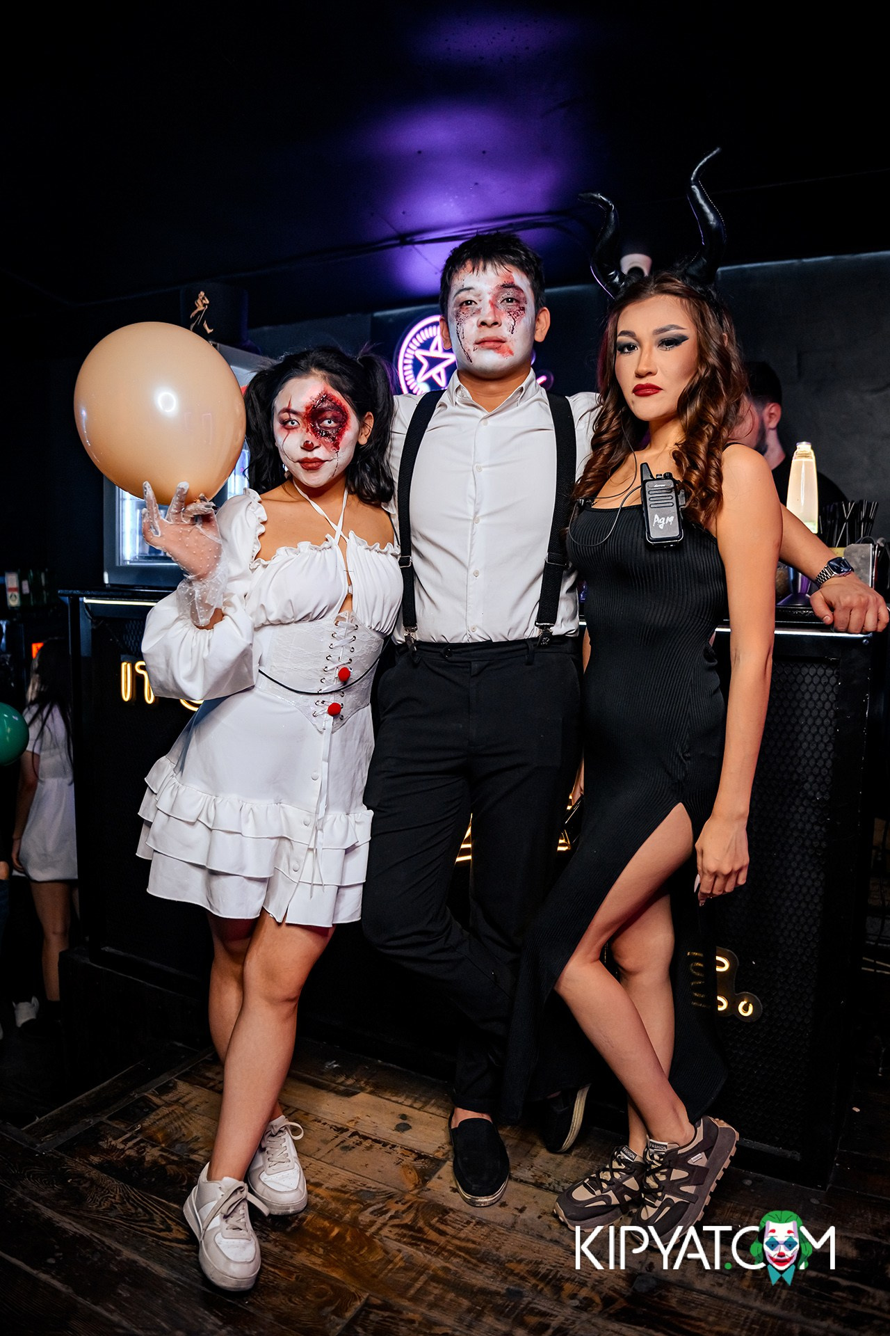 UYAT EMES BAR. КИПЯТКОМ АЛМАТЫ!