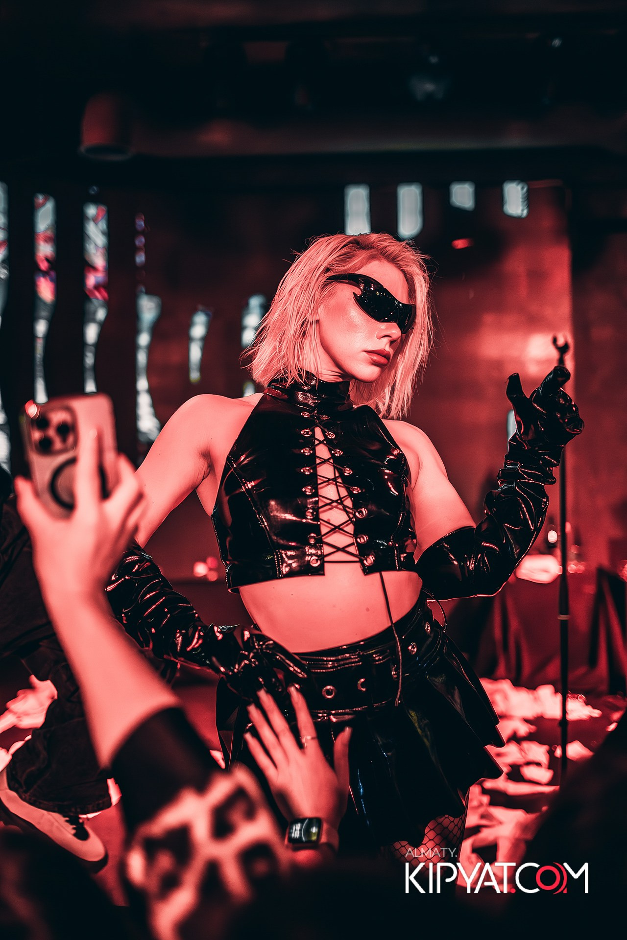 QUEST PISTOLS В РЕСТОРАНЕ NINO. КИПЯТКОМ АЛМАТЫ!