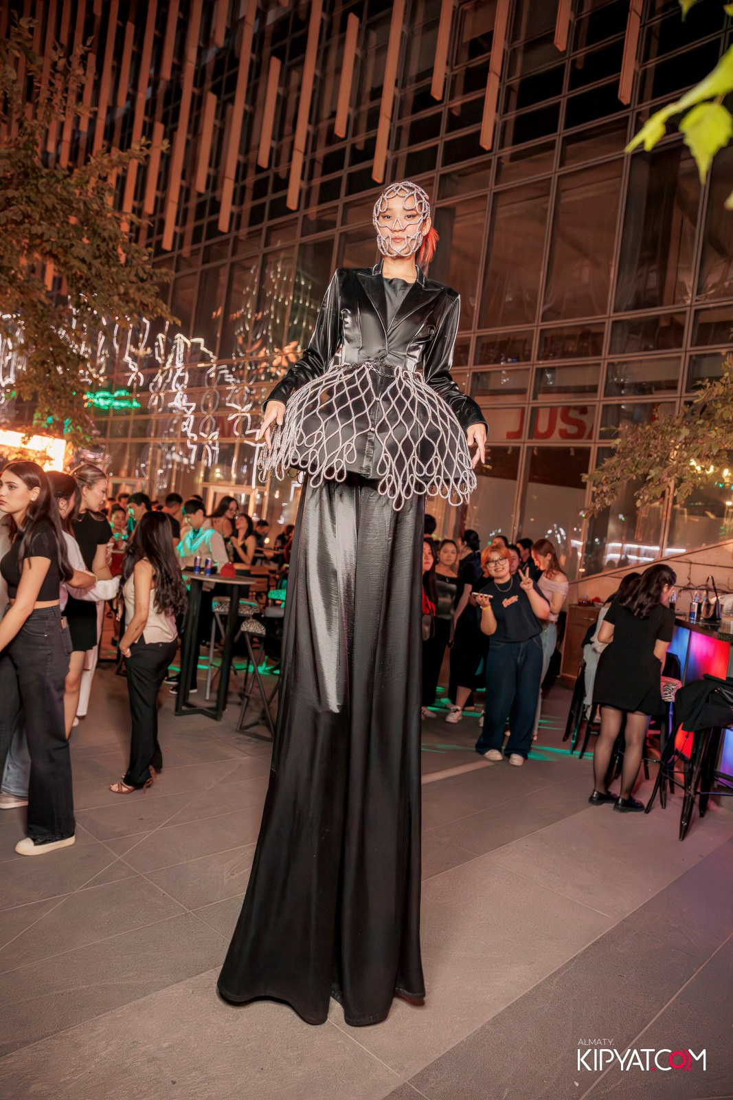 EVENT BAR. КИПЯТКОМ АЛМАТЫ!