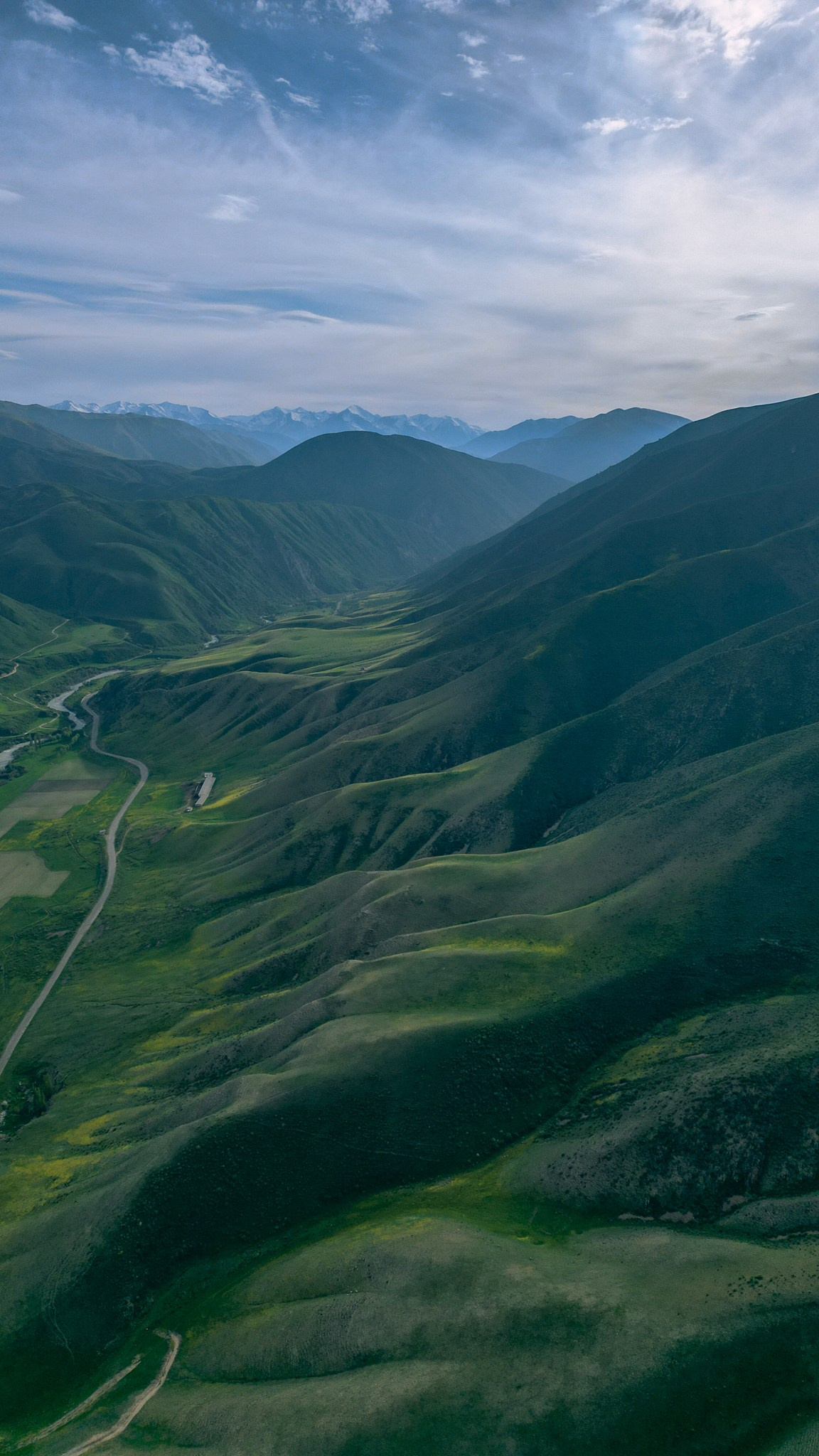Кыргызстан. Человек с фотокамерой