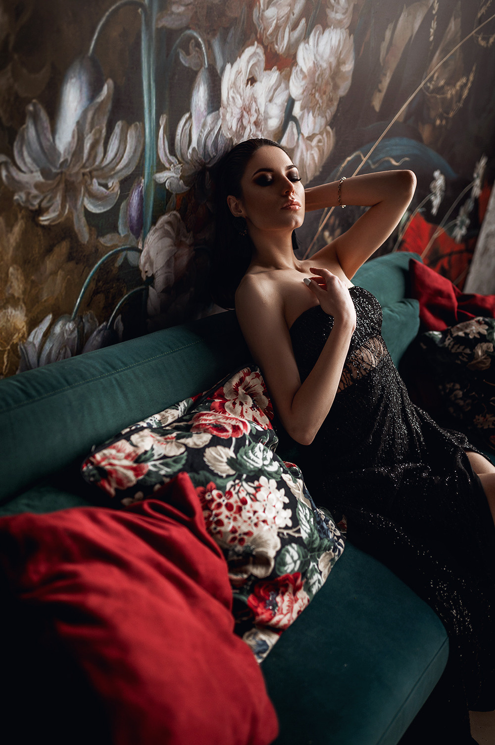 Портфолио со съемок в студиях и с фотопроектов. Женский фотограф в Москве Юлия Любченко