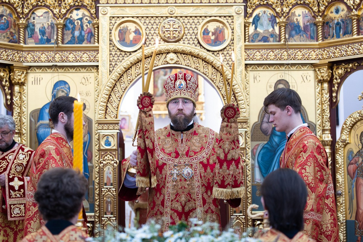 Архиерейское Богослужение в Неделю 4-ю по Пятидесятнице. Саратовское Северо-Западное благочиние