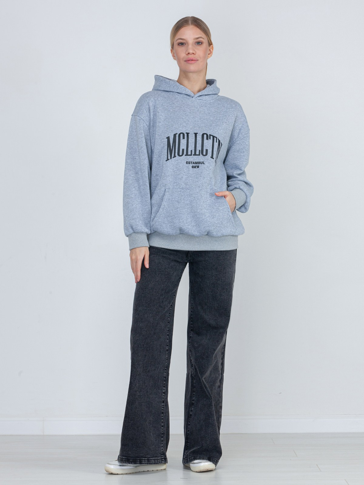 Худи женские. Сборные фотосъёмки в Москве. фотосессии одежды.фотограф