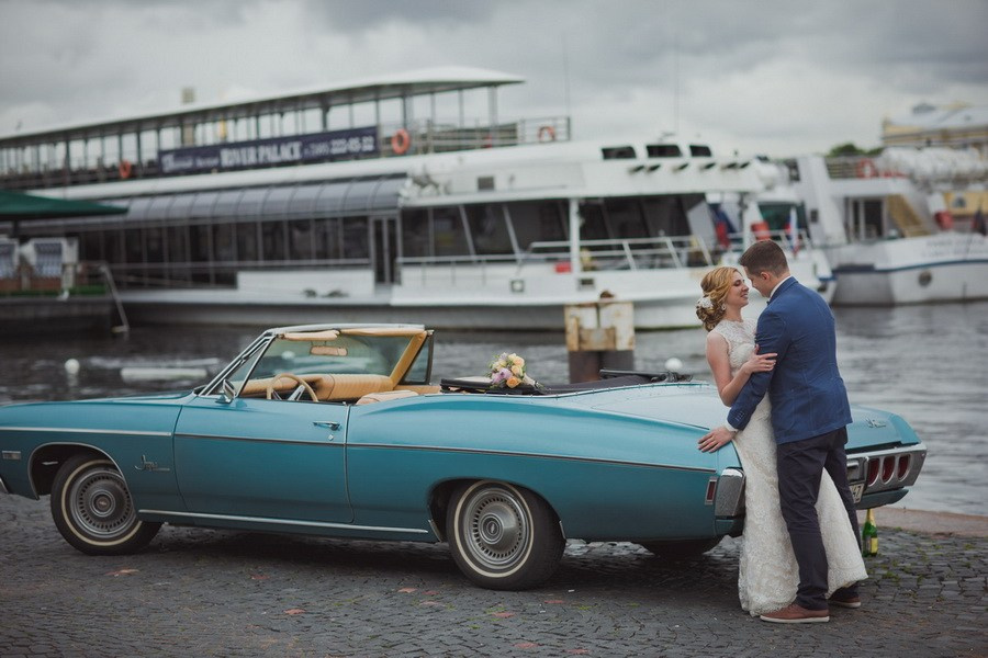Свадебная прогулка по Санкт-Петербургу. Фотограф крещение венчание в Петербурге! Помогает подобрать храм и посоветовал душевного батюшку в СПб