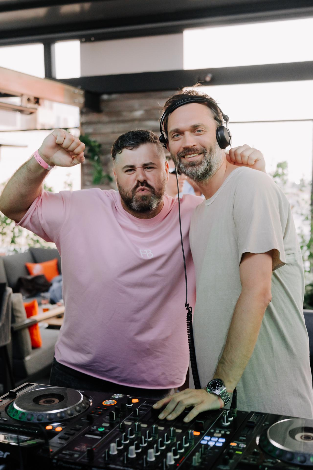 ROOF18-AIWASKA. Night2Day Санкт-Петербург