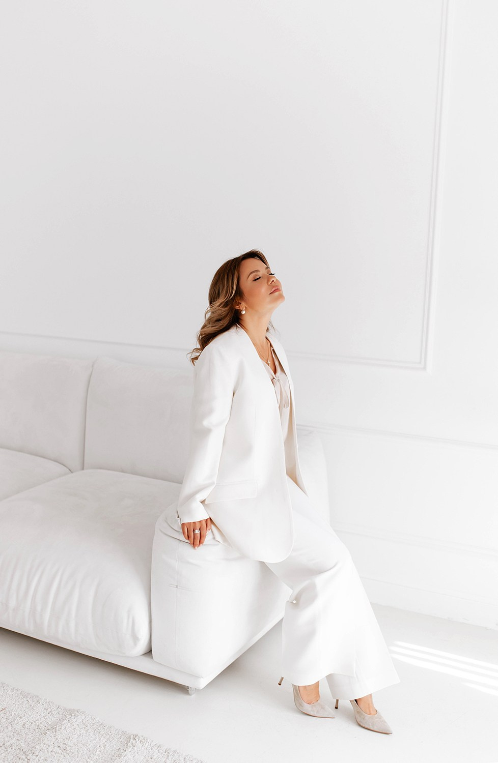 Портфолио со съемок в студиях и с фотопроектов. Женский фотограф в Москве Юлия Любченко