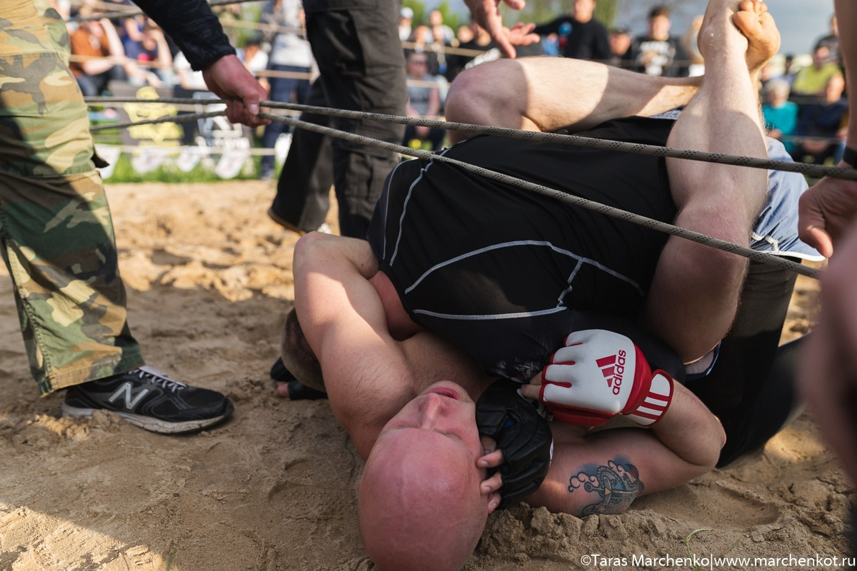 STRELKA. Репортажный и семейный фотограф в Санкт-Петербурге Тарас Марченко