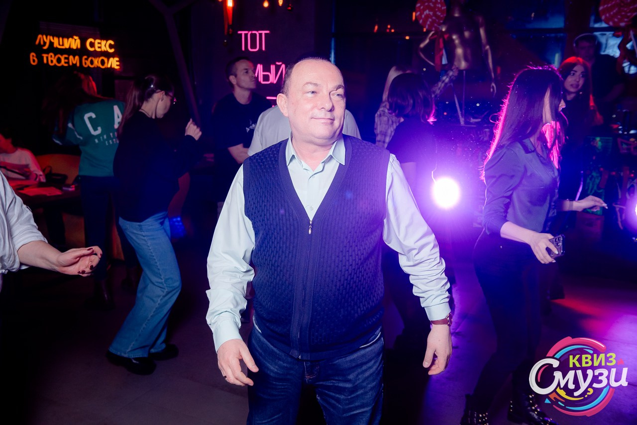 КВИЗ СмузиКвиз в баре Roof. Фотограф в Волгограде и Волжском Александр Горбань
