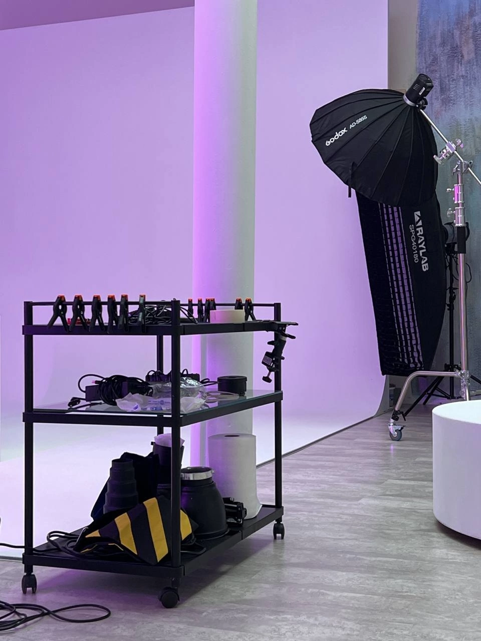 Фотостудия LUNA — аренда циклорамы и фотозон в Екатеринбурге