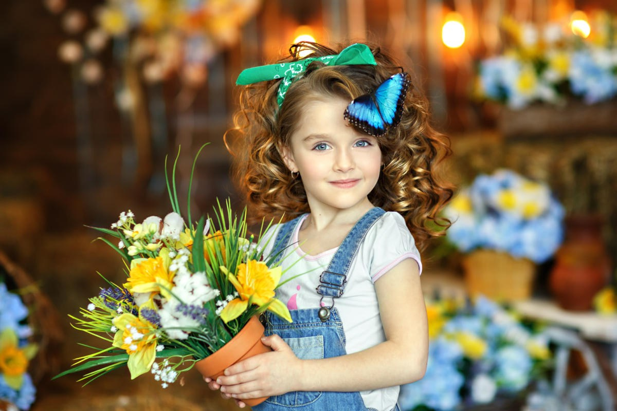 Фотосессия с живыми тропическими бабочками в Краснодаре. Интерьерная фотостудия FOTOGEN г. Краснодар