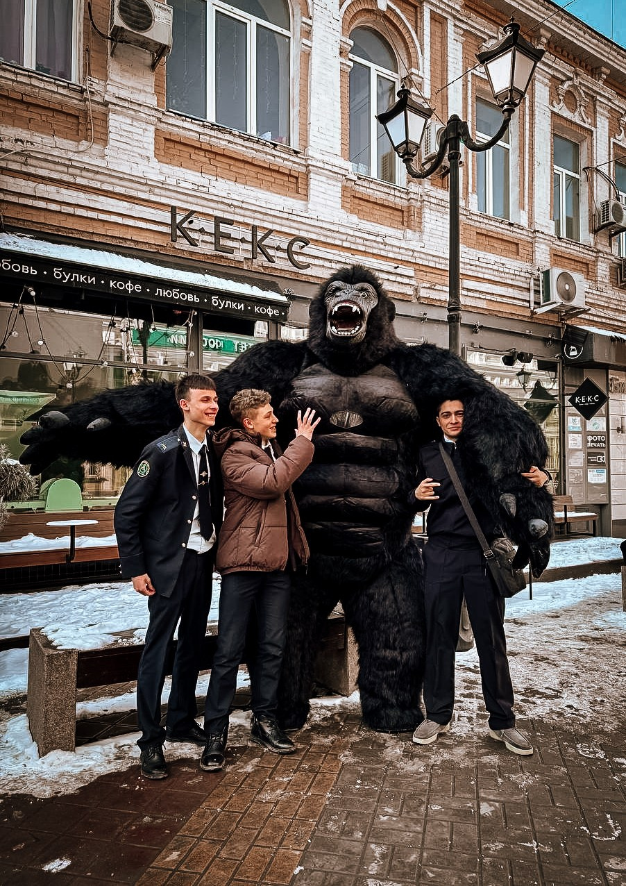 Эксперсс поздравление.ростовые куклы, медведь, панда, горилла. Организатор праздников. Ведущая Марина Гребенникова