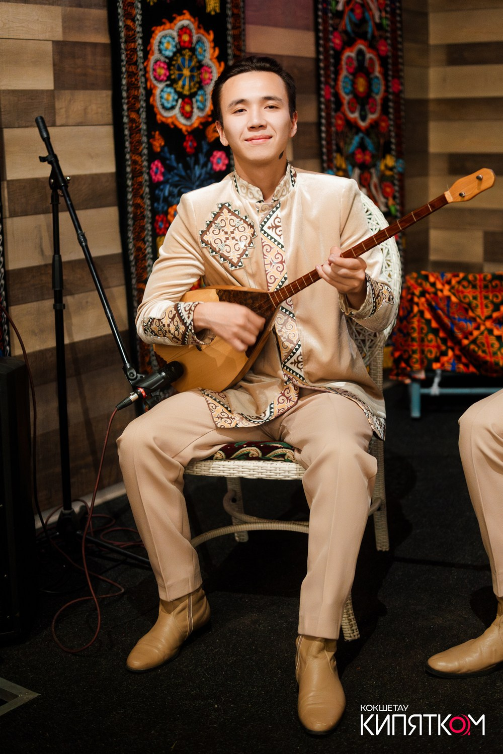 АС БОЛСЫН. КИПЯТКОМ КОКШЕТАУ