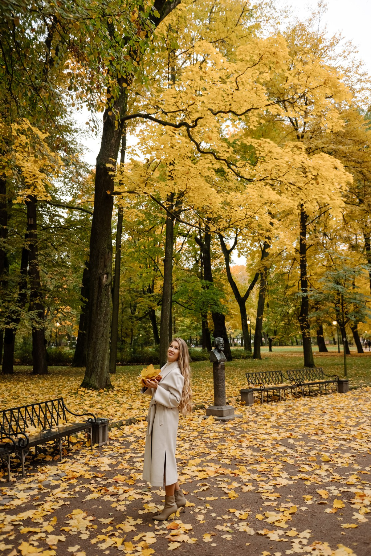 Осенняя фотосессия в Питере в Михайловском саду. Свадебный и сеейный фотограф в Санкт-Петербурге Елена Худякова