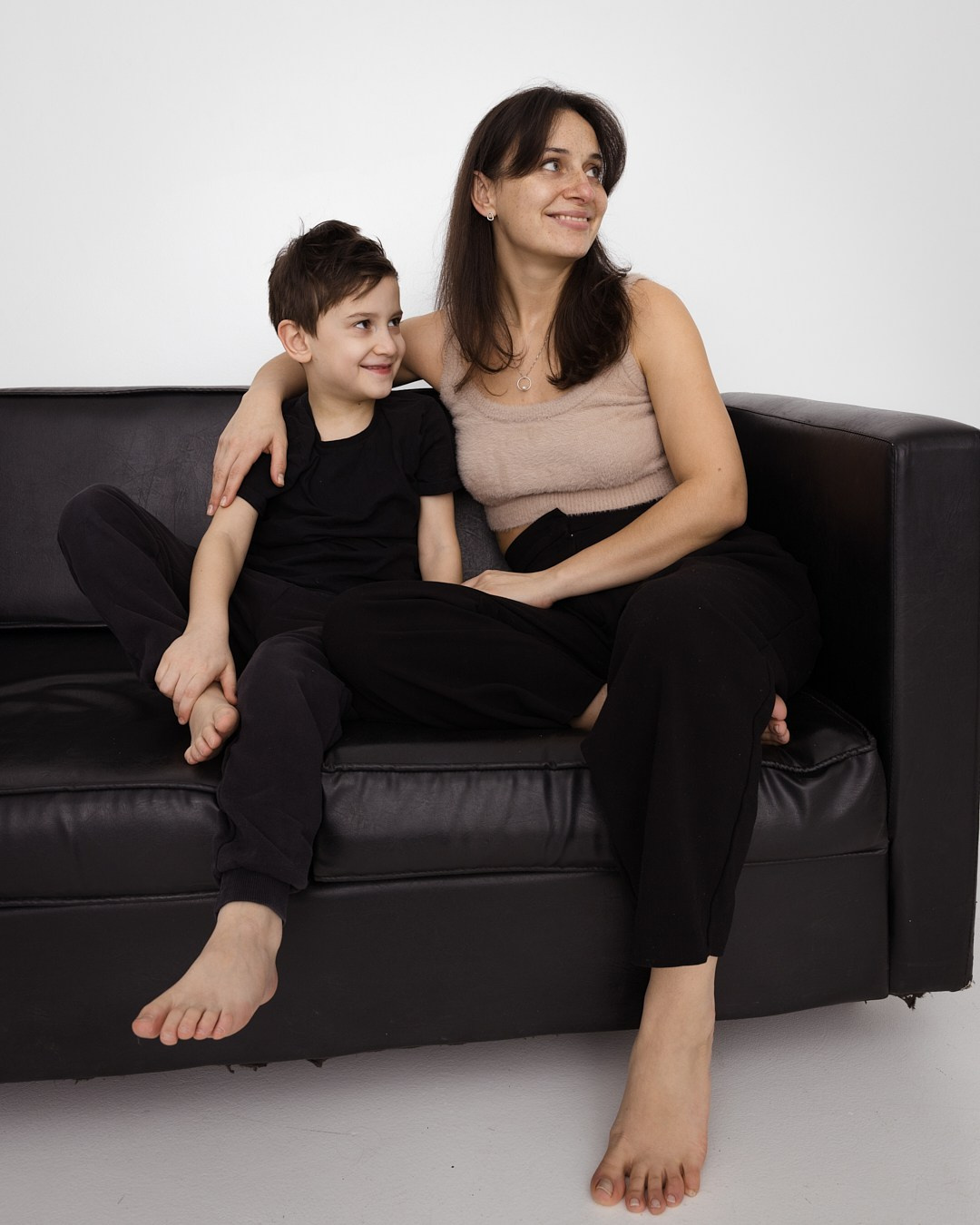 ZARA WITH BOYS 2023. Portrait photographer Masha Murzha