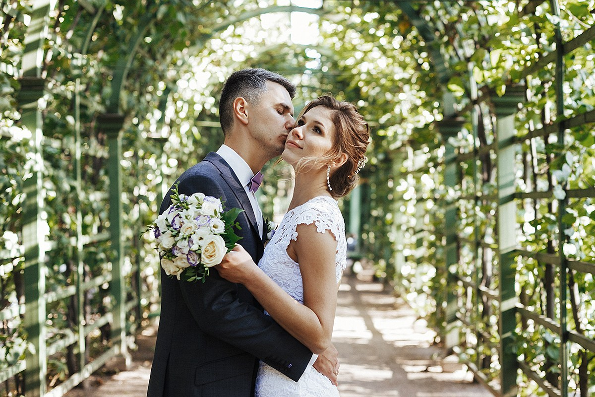 свадебный фотограф спб москва, свадебное платье салон купить, костюм на свадьбу, свадебный салон, прическа на свадьбу, букет для невесты купить заказать, свадебный образ, свадебная регистрация спб, загсы спб