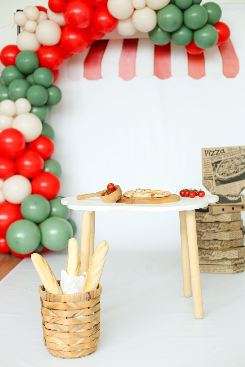 Детская фотосессия с пиццей