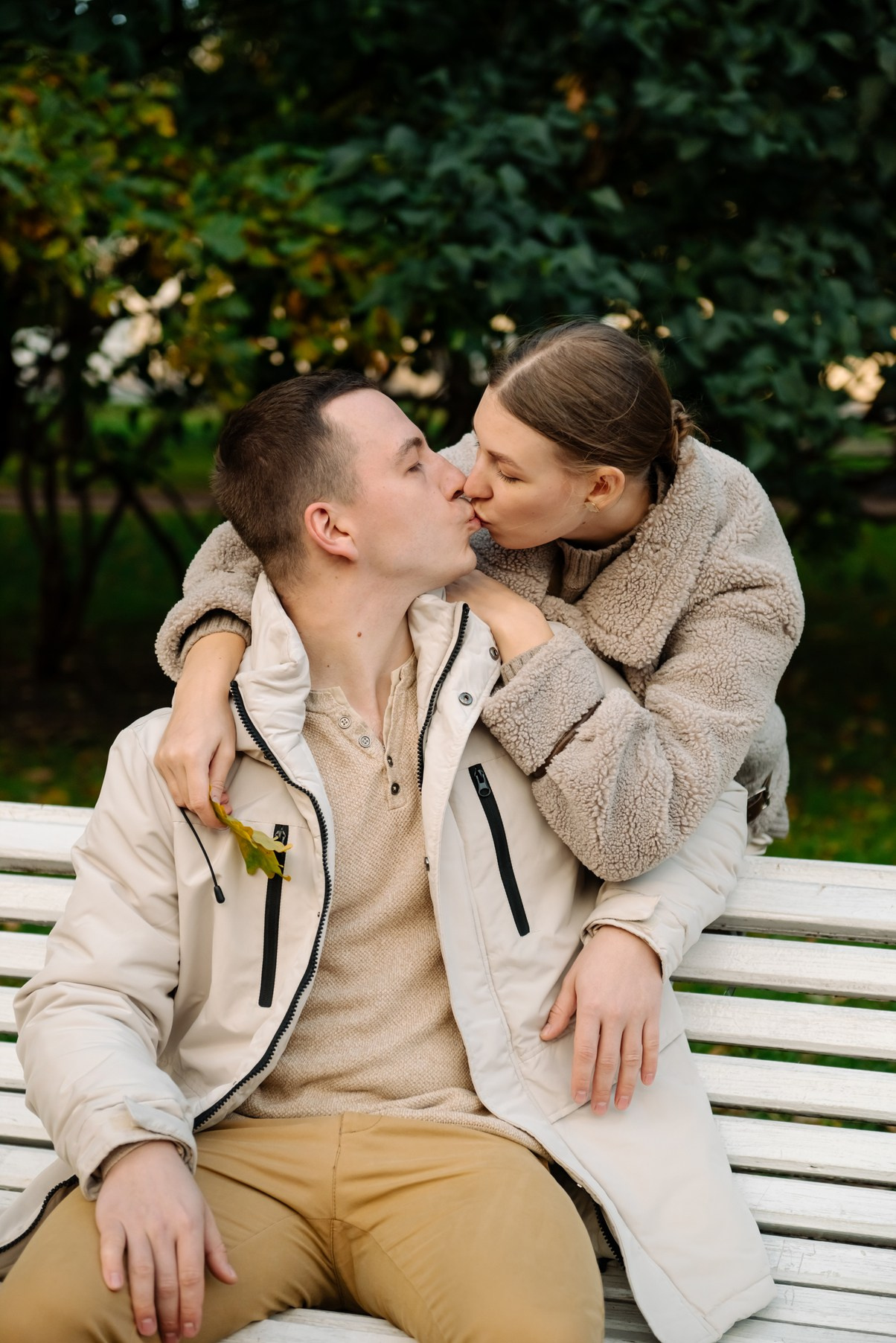 Осенняя фотосессия с парнем в Питере в центре города. Свадебный и сеейный фотограф в Санкт-Петербурге Елена Худякова