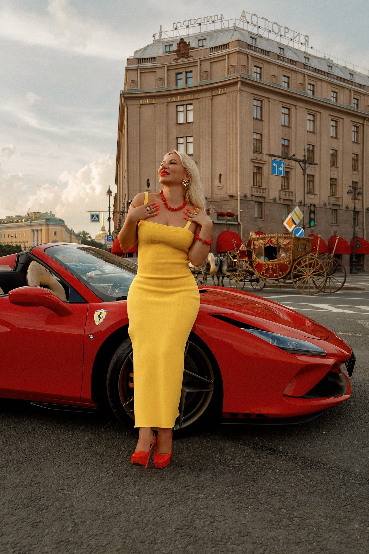Фотосессия с феррари. Светский фотограф Санкт-Петербург и ЛО